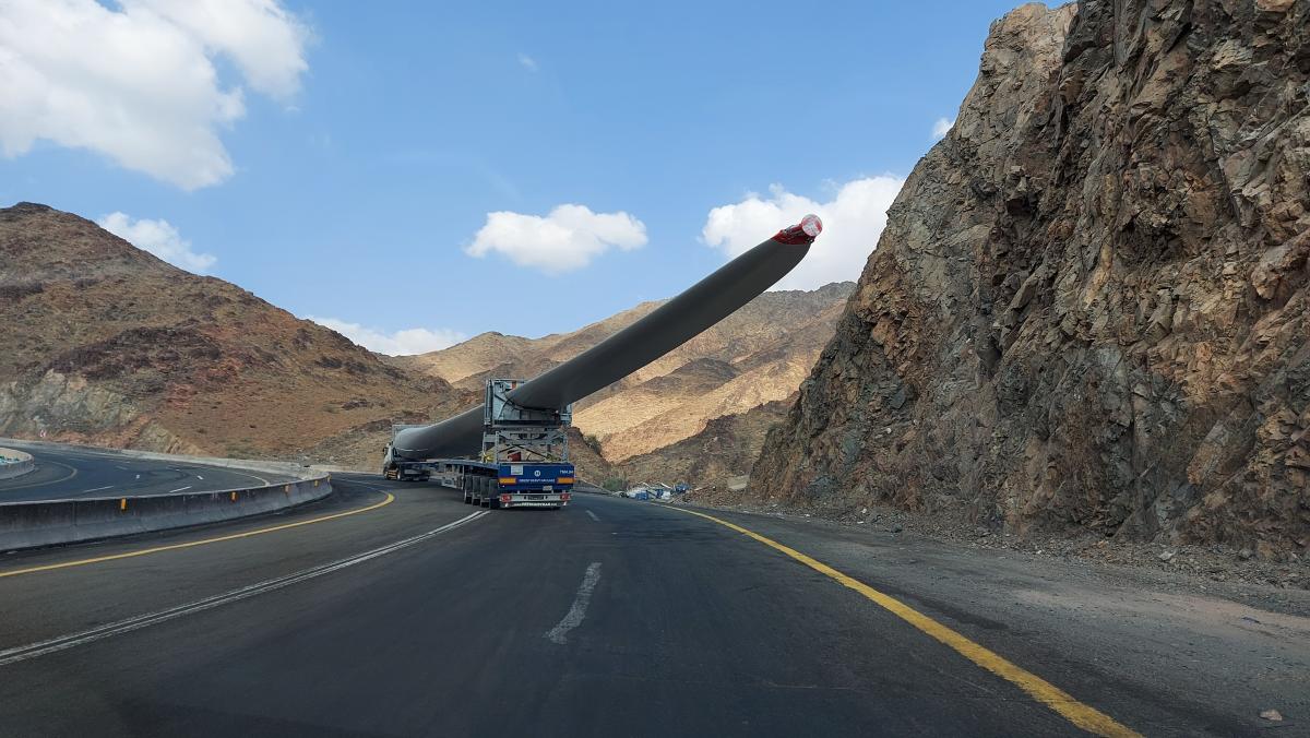 Dumat Al Jandal Vestas V150 Blade Dumat Al Jandal Vestas V150 Blade